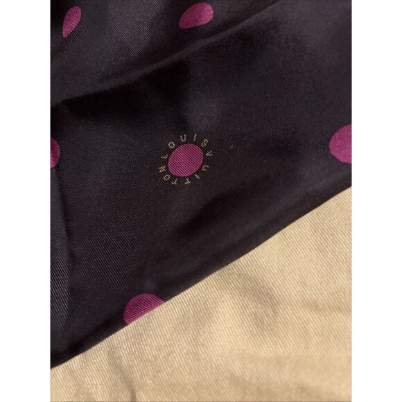 Louis Vuitton Infinity Scarf New Authentic - Picture 3 of 12